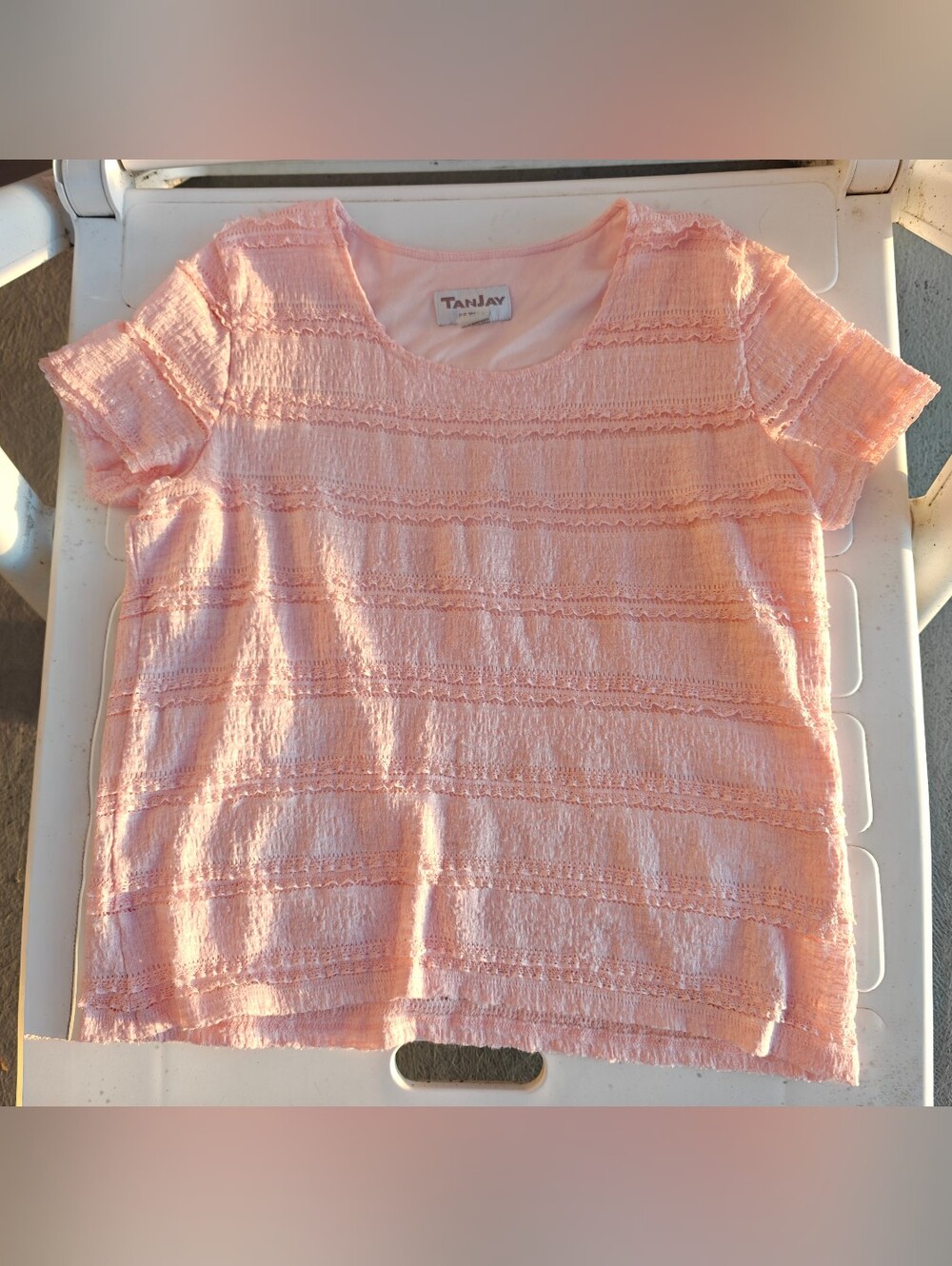 TanJay Short Sleeve Textured Top in Pink Size PS